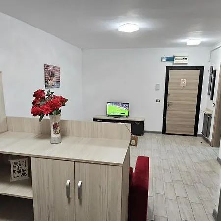 Bell Marina & Cu Piscina Interioara Incalzita Sauna Jacuzzi Gym شقة *
